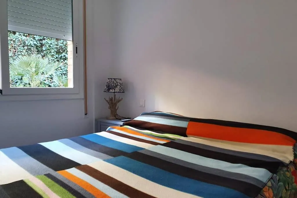 Lighthouse, Apartamento Frente Al Mar 萨洛 0*,